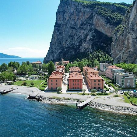 Sail Home - Apartments For Wind Lovers Кампіоне-дель-Ґарда Екстер'єр фото