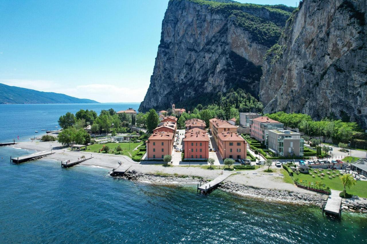Sail Home - Apartments For Wind Lovers Кампіоне-дель-Ґарда Екстер'єр фото